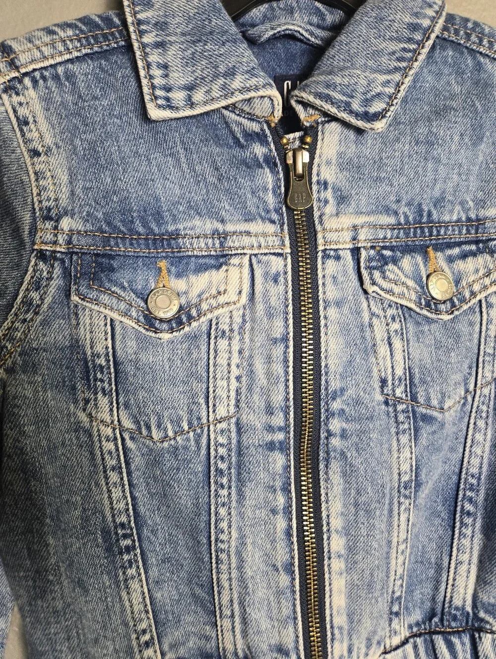 Gap Fall 2024 Iconic Bomber Denim Jacket Size 5
